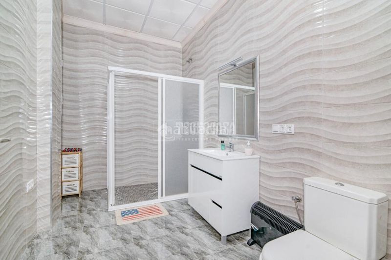 Foto 9b154969-fbb2-402c-9b5f-d13bd4b1f741. Casa a Moriles