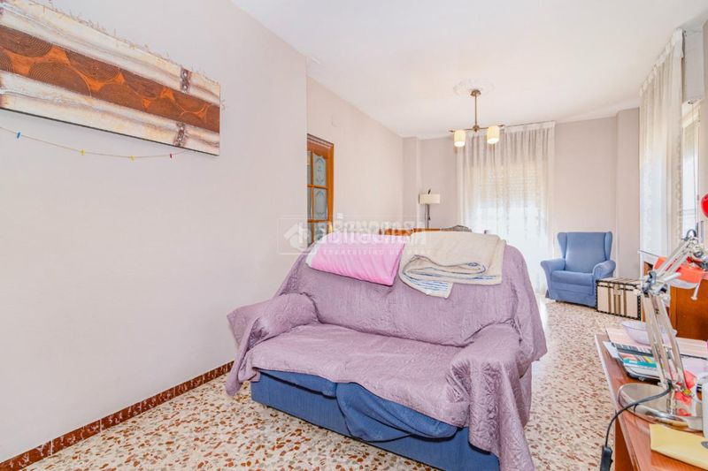 Foto 05e23a3c-a25c-4260-bcb7-02b4763c02f2. Piso  en venta en Poleares Lucena