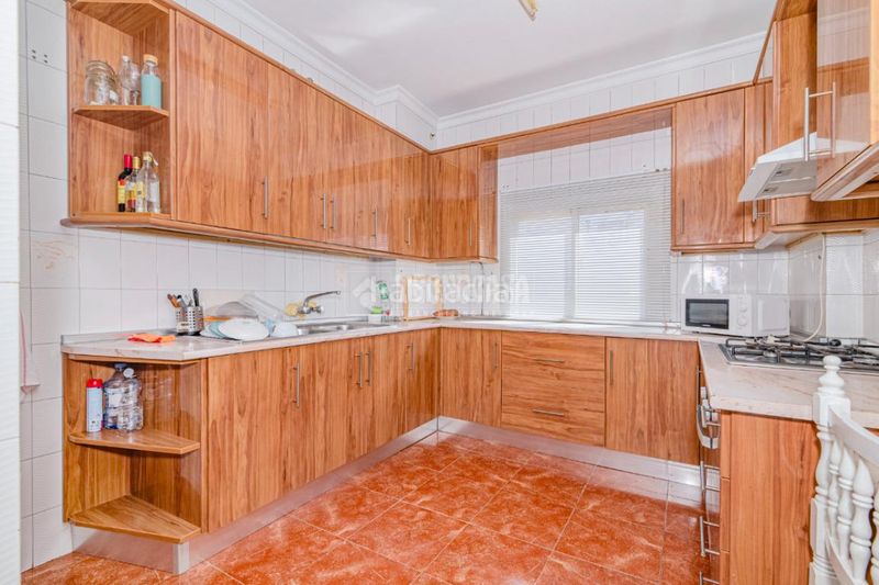 Foto 159e59e3-3ed0-4c9d-bd15-9b1980ea5347. Piso  en venta en Poleares Lucena