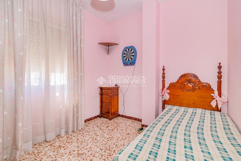 Foto 6a08b2a9-ea99-4004-9044-32a2d8093cf5. Piso  en venta en Poleares Lucena