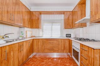 Etagenwohnung in Poleares. Piso en venta en lucena