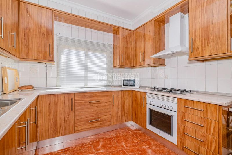 Foto 890280e1-d31f-41a7-b53a-82a13d5da43c. Piso  en venta en Poleares Lucena