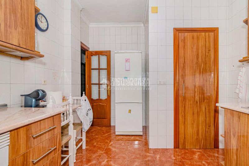 Foto afeff8d3-f652-44d5-872a-f8ef66272f85. Piso  en venta en Poleares Lucena