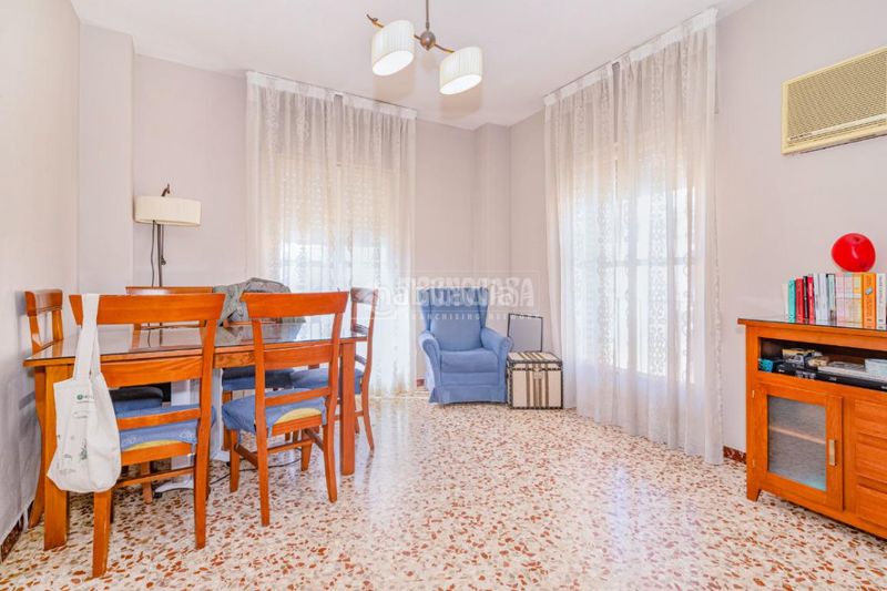 Foto bf12b6d4-7cfa-4516-ab1f-d1879246bab7. Piso  en venta en Poleares Lucena