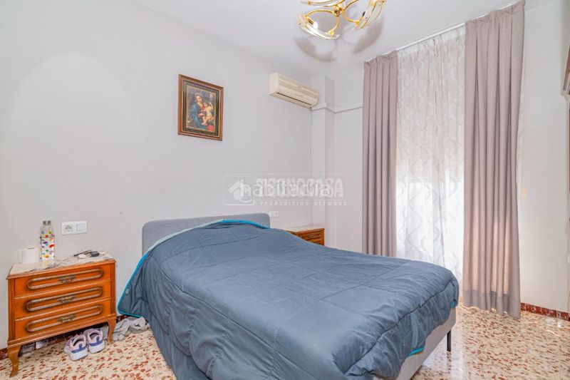 Foto c760d76d-f77f-454b-8e21-45fad58715b9. Piso  en venta en Poleares Lucena