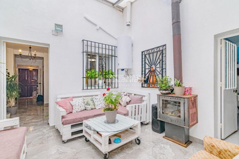 Foto d4ea07e8-3020-4e23-96ca-a2e7e8f33667. Casa  en venta en El Carmen - La Barrera Lucena