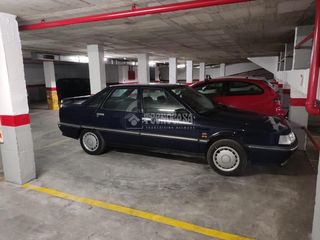 Aparcament cotxe a La Calzada