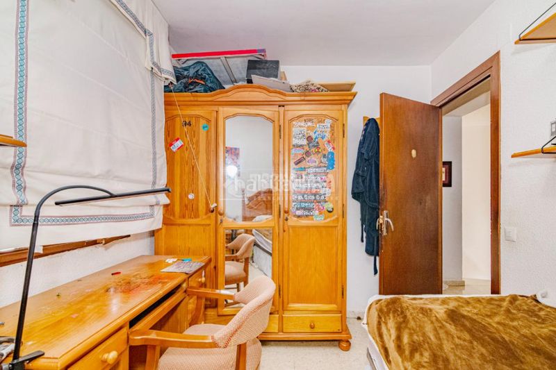 Foto 6d3c2b4b-2079-4d73-8a7d-85f2691f0f43. Casa aparellada amb aparcament a El Carmen - La Barrera Lucena