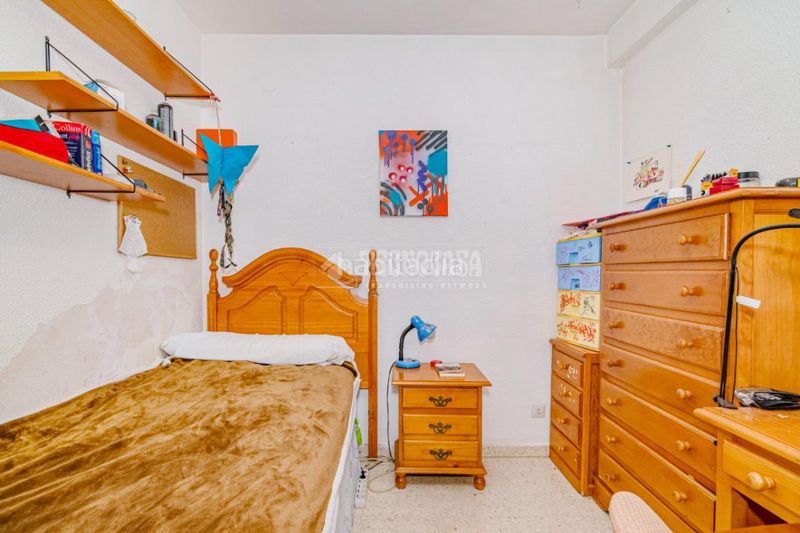 Foto 9b667b89-5885-4fe5-8601-f75049d4a2b2. Casa aparellada amb aparcament a El Carmen - La Barrera Lucena