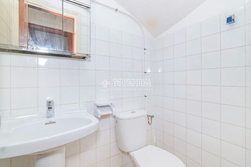 Foto a7a940d6-c97e-4a11-a010-ccad9c97125b. Casa aparellada amb aparcament a El Carmen - La Barrera Lucena