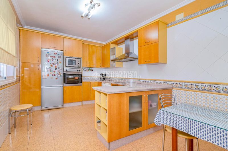 Foto 3d4414ee-b277-4f24-9a7d-e00b19697b6b. Casa a El Carmen - La Barrera Lucena