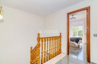 Casa a El Carmen - La Barrera. Casa en venta en lucena