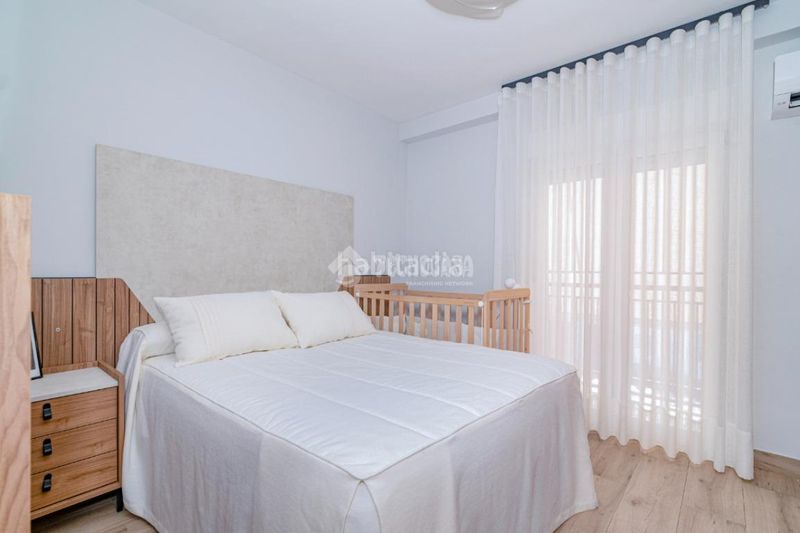 Foto 353e5079-36c4-420a-87d5-debc5fcdbe91. Casa aparellada amb calefacció a jardín Lucena Lucena