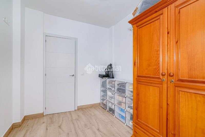 Foto 4c1caa40-bb81-4547-be04-d72024de4108. Casa aparellada amb calefacció a jardín Lucena Lucena