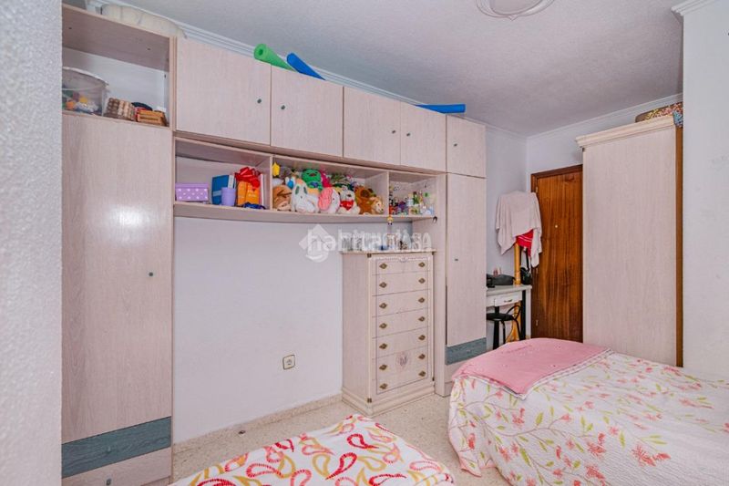 Foto b8e9b33b-600b-473b-8964-4eb0160b5ee4. Pis amb aparcament a El Valle Lucena