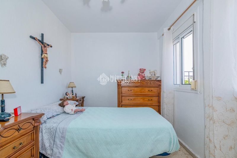 Foto de37b2d2-a38c-4259-84b1-baf8ca18b156. Casa aparellada amb aparcament a El Carmen - La Barrera Lucena