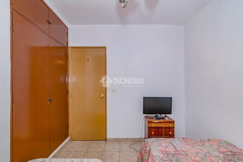 Foto 287bb87a-fd96-451f-bf68-b73e82c15f1f. Pis a Poleares Lucena