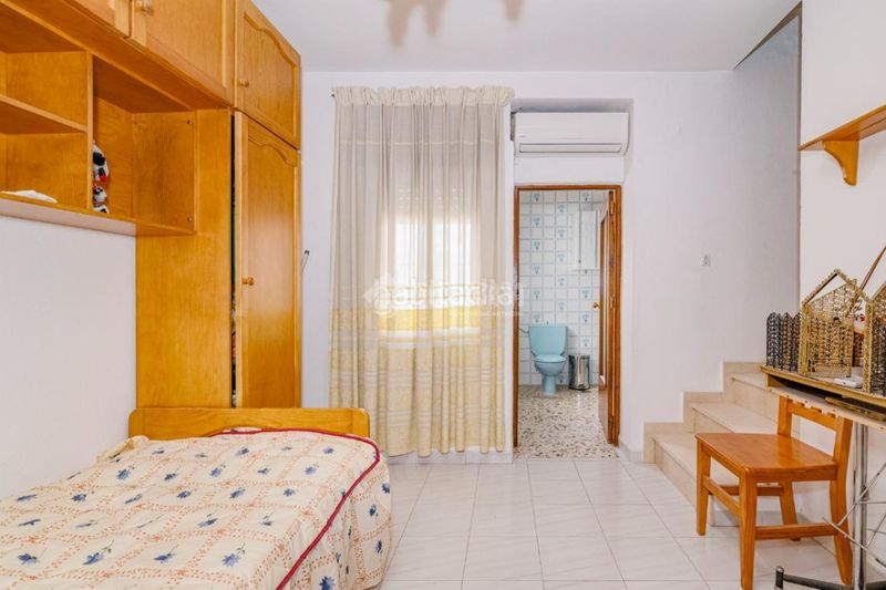 Foto 197a5dad-aa1d-4a22-b33e-a34ba5378af5. Casa aparellada a Las Tinajerías - Juderías Lucena