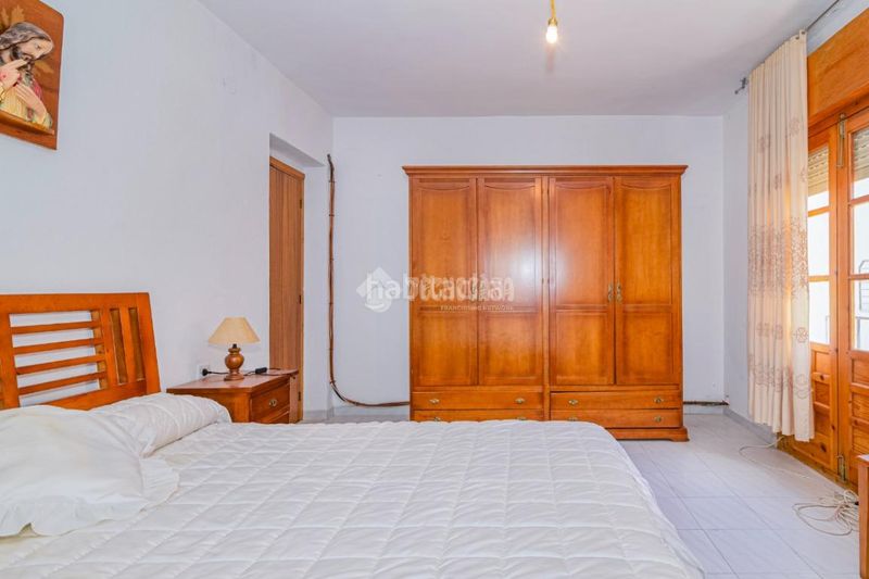 Foto 3ab67cd9-b8ba-4bcf-b7bf-6797e7f05995. Casa aparellada a Las Tinajerías - Juderías Lucena