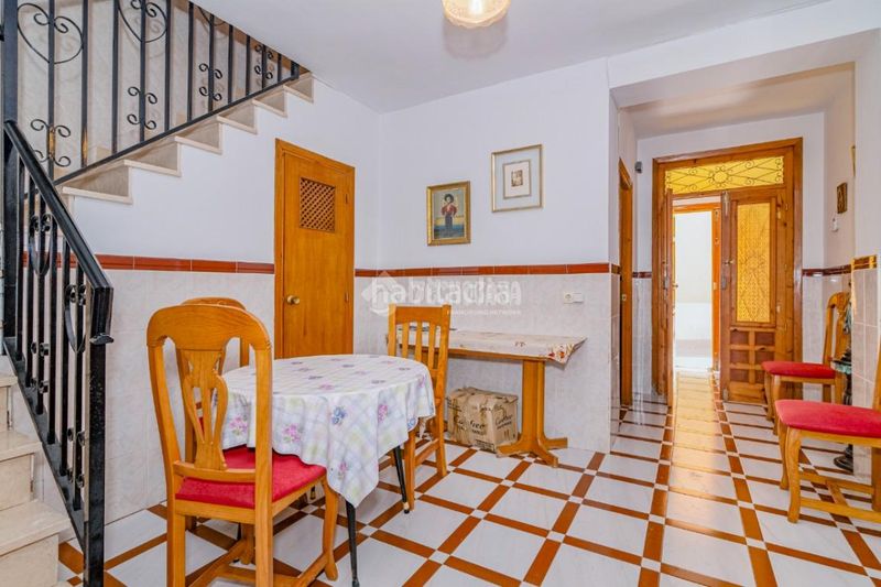 Foto d272c8a2-279c-4333-80ef-0a6525528520. Casa aparellada a Las Tinajerías - Juderías Lucena