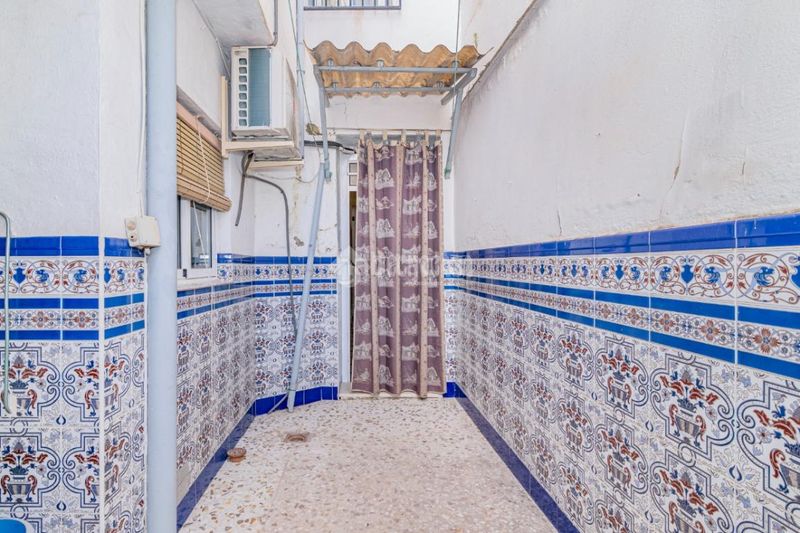 Foto e9a17213-10c7-49ef-87a8-3c197ef38816. Casa aparellada a Las Tinajerías - Juderías Lucena