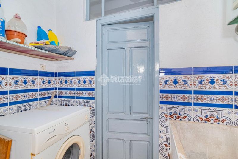 Foto eea3735d-b548-4682-b972-4d5c11593147. Casa aparellada a Las Tinajerías - Juderías Lucena