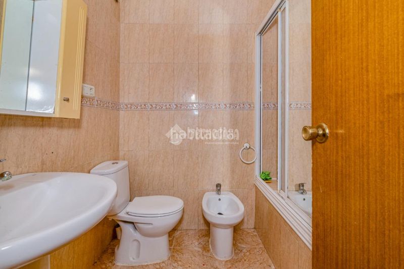 Foto 862d59d0-8d65-412f-9a29-56722be4b21d. Pis a Centro Lucena
