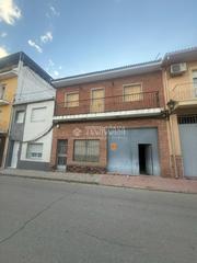 House en El Carmen - La Barrera. Casa en venta en lucena
