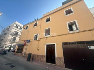 House en Centro. Casa en venta en lucena
