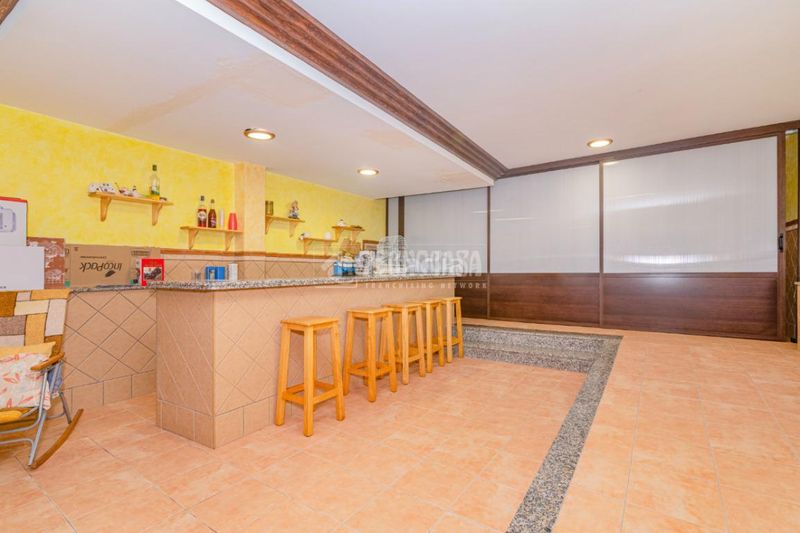 Foto a04f9e6e-31c2-45a5-b870-778d71c061fe. Casa aparellada amb calefacció a Rute