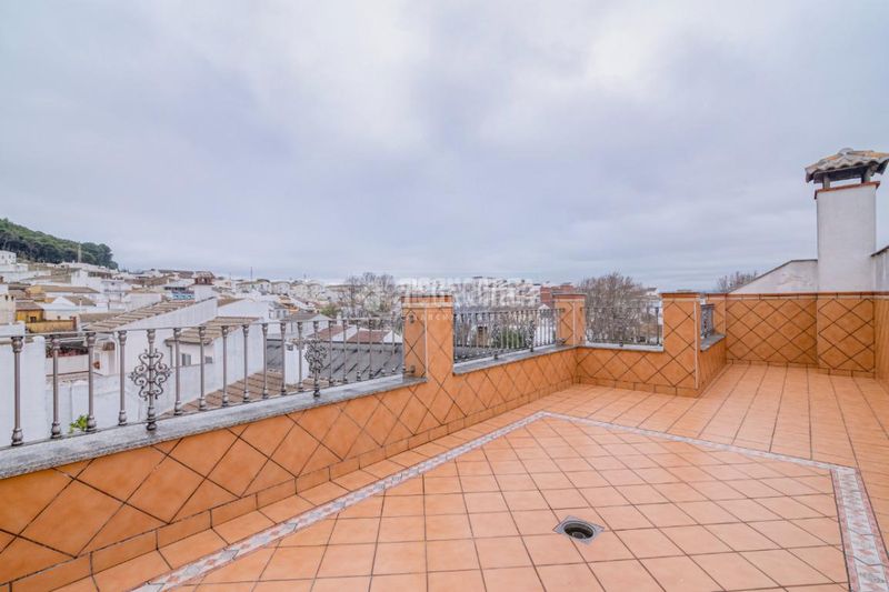 Foto cca899b7-4390-412f-8955-dd753b926c3e. Casa aparellada amb calefacció a Rute
