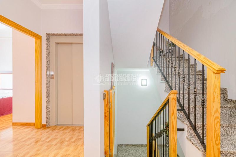 Foto ecbb1e1f-54bb-441d-979a-b27ae44e5f11. Casa aparellada amb calefacció a Rute