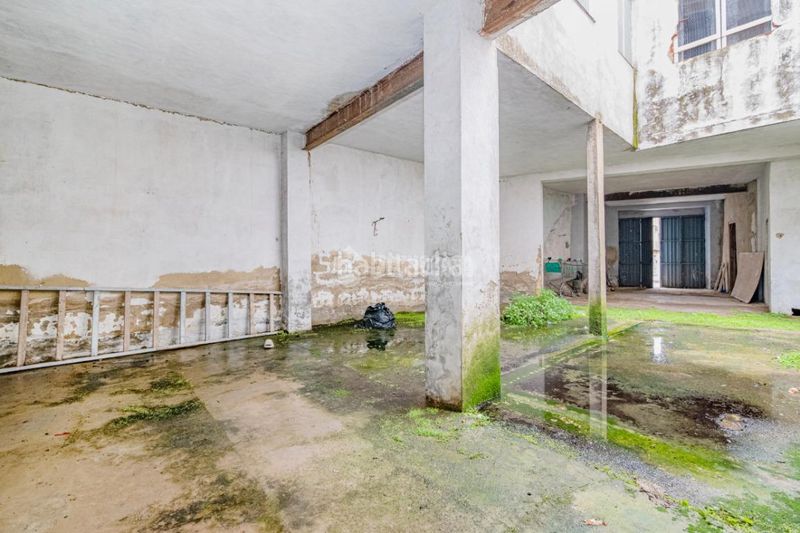 Foto 0d6d840c-5cd9-406d-bb17-944890e63f97. Casa aparellada a Centro Lucena