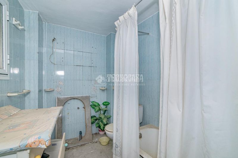 Foto 394fd420-c605-46fb-bca0-4c2ca32bc8e0. Casa aparellada a Las Tinajerías - Juderías Lucena