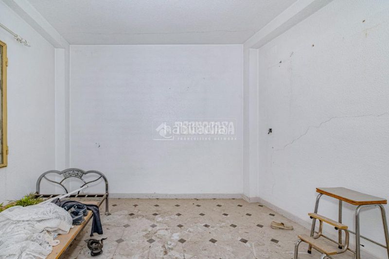 Foto de4ba6d4-07ee-4981-a767-6b2596f69537. Casa aparellada a Las Tinajerías - Juderías Lucena