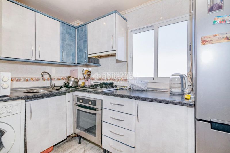 Foto d02ce6b7-5ab7-45f5-8b14-abed4afeec2c. Pis amb calefacció a Las Tinajerías - Juderías Lucena