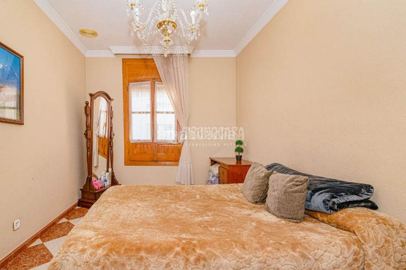 Foto 7661f00e-f1d4-4656-ae6f-999ae3c6c0d7. Pis a San Francisco Lucena