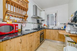 Flat in Encinas Reales. Piso en venta en encinas reales