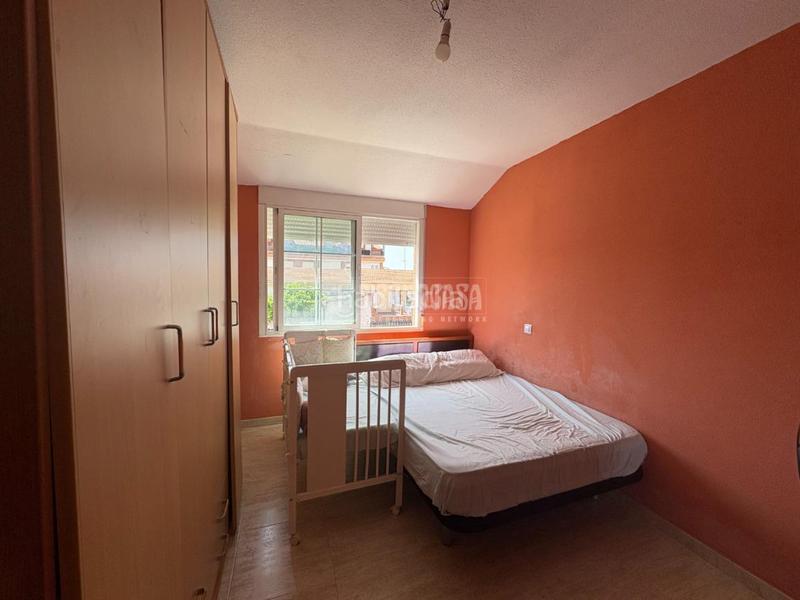 Foto 35c74822-fc68-47f7-b3ae-db1737130de5. Casa aparellada amb calefacció a Alovera