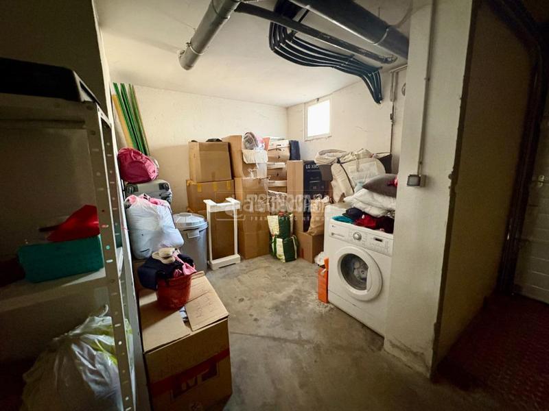 Foto 3d8fbe89-16af-464e-8f72-3a5b51e869fe. Casa aparellada amb calefacció a Alovera