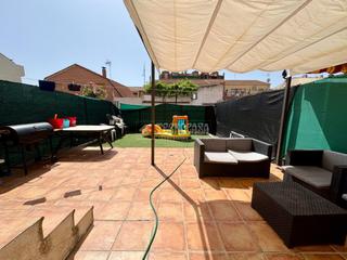 Maison jumelée à Alovera. Casa en venta en alovera