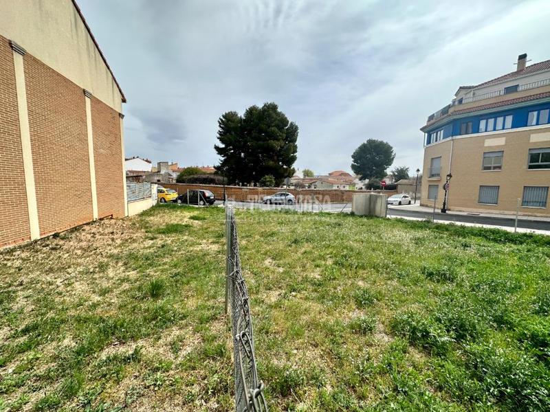 Foto 9771be0e-ba7f-4d0d-9db9-aef1b17ebeba. Terreno residenziale in Alovera