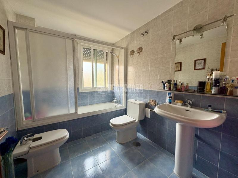 Foto 82869a1b-3c8f-4872-9d4d-0f1e1e327e94. Doppelhaus mit heizung parking pool in Alovera