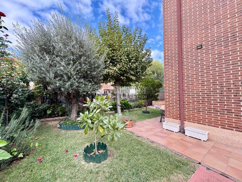 Foto af636282-f625-4363-bc31-3f4c025df039. Doppelhaus mit heizung parking pool in Alovera