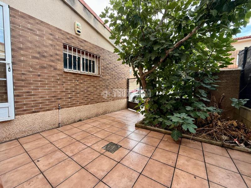 Foto 51507650-bcc9-4341-82dc-fbd5fd8cf130. Pis amb calefacció a Alovera