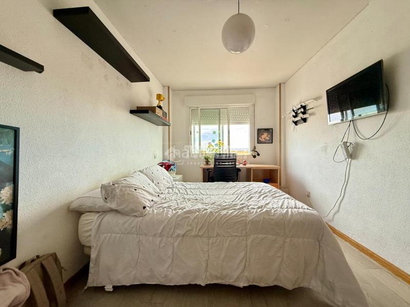 Foto 74cb9ebc-ea1d-46bd-aaf6-65e7277a6339. Pis amb calefacció a Alovera