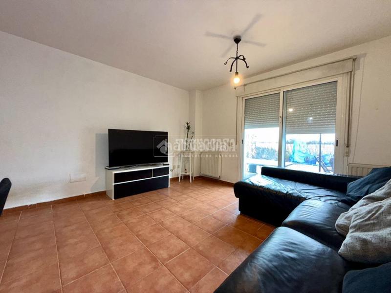 Foto c6200d81-b195-4a86-962a-bbcab5704f6d. Pis amb calefacció a Alovera