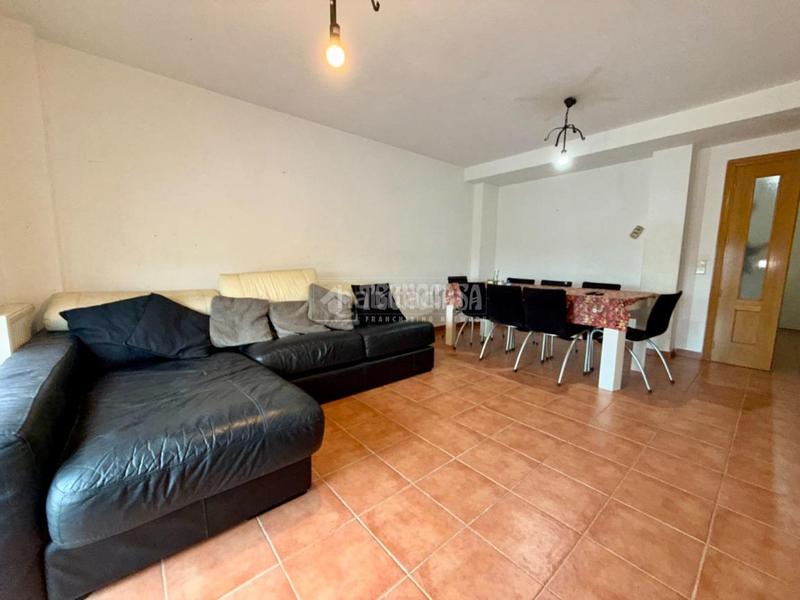 Foto d296f173-9116-49d6-912b-f3286d5e704f. Pis amb calefacció a Alovera