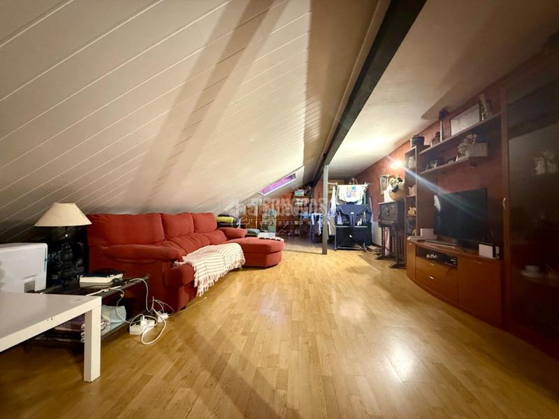 Foto 0e154620-2182-4c2a-bd6a-c94934ed3f66. Pis amb calefacció a Alovera