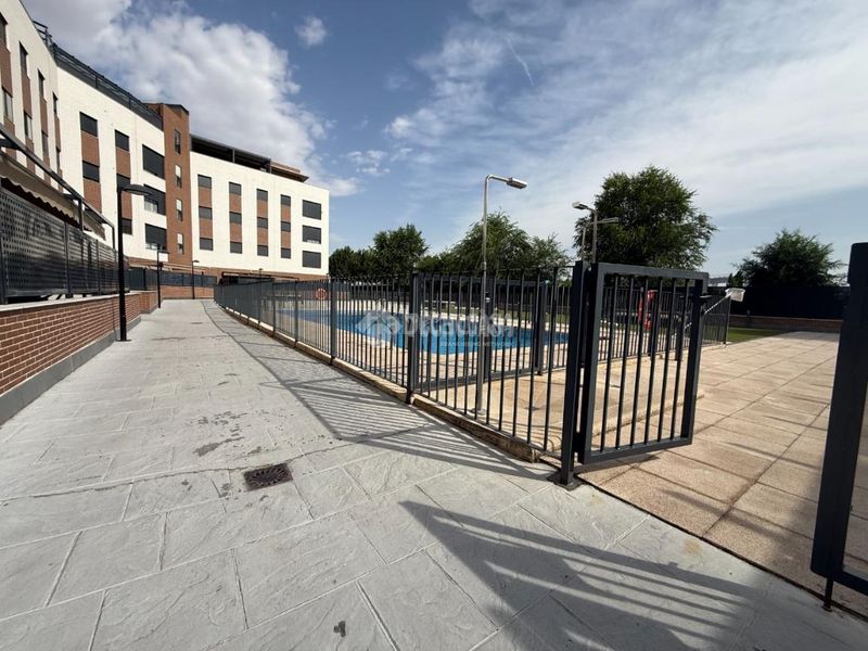 Foto a16280b8-88e1-4cbb-808f-eeea3c1ad0e9. Pis amb calefacció piscina a Alovera